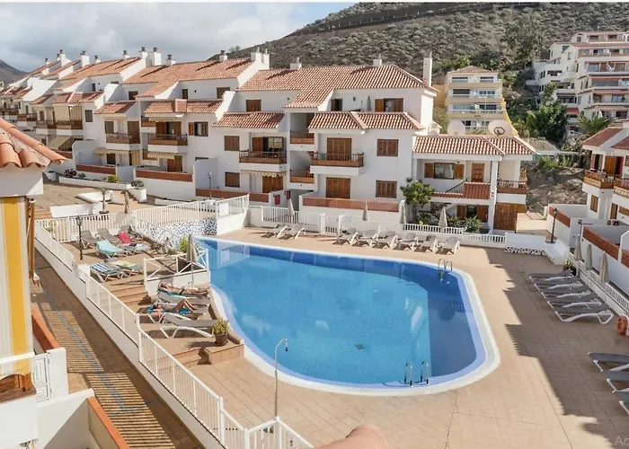 Atico Cardon Apartment